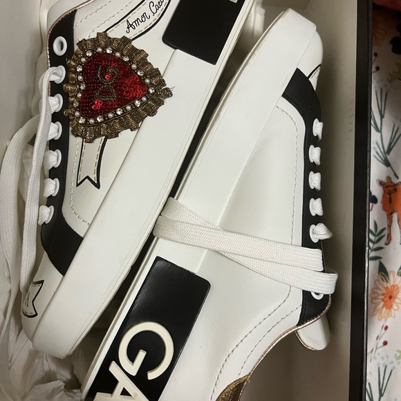 Dolce & Gabbana White and Gold Sneakers with Red Heart - Picture 3 of 7